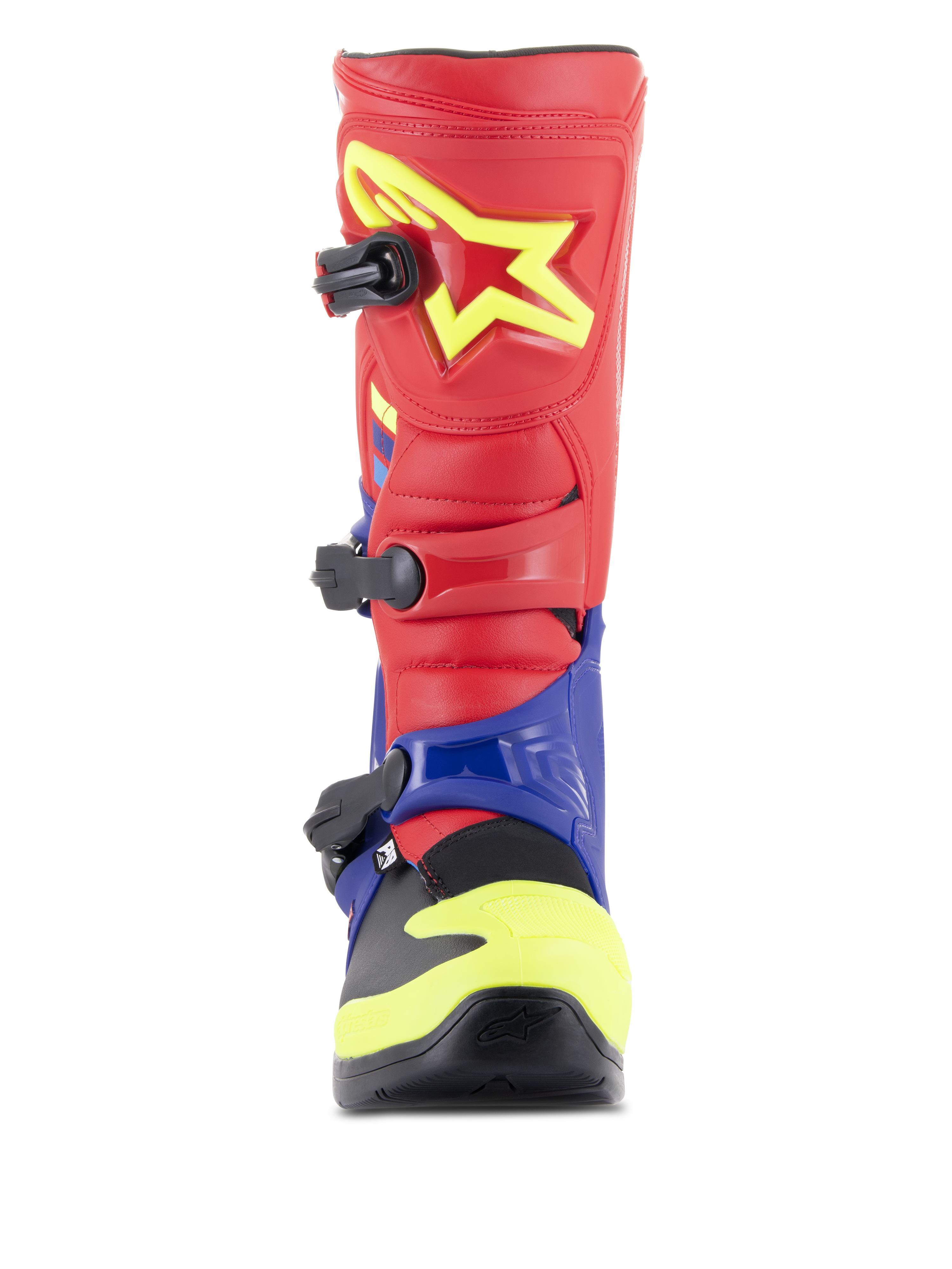 Bottes Alpinestars Tech 3, bottes de motocross, rouge vif, bleu foncé et jaune fluo, vue de face montrant le système de fermeture à triple boucle, plaque protège-tibia en TPU avec logo étoile jaune et coque de pied protectrice à double mélange