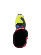 Bottes Alpinestars Tech 3, bottes de motocross, rouge vif, bleu foncé et jaune fluo, vue de dessus plongeante dans l'ouverture de la botte, avec une pointe jaune fluo et un col rouge, chaussures de protection tout-terrain durables