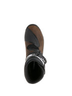 Bottes Alpinestars Belize Drystar®, brun huilé et noir, vue de dessus montrant la doublure intérieure et le pad de changement de vitesse texturé, bottes de moto aventure touring en cuir