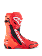 Bottes Alpinestars Supertech R, bottes de course moto, rouge éclatant et rouge fluo, conception haute performance pour la piste avec plaque de tibia en TPU, slider d'orteil remplaçable et logo Alpinestars blanc, vue de profil