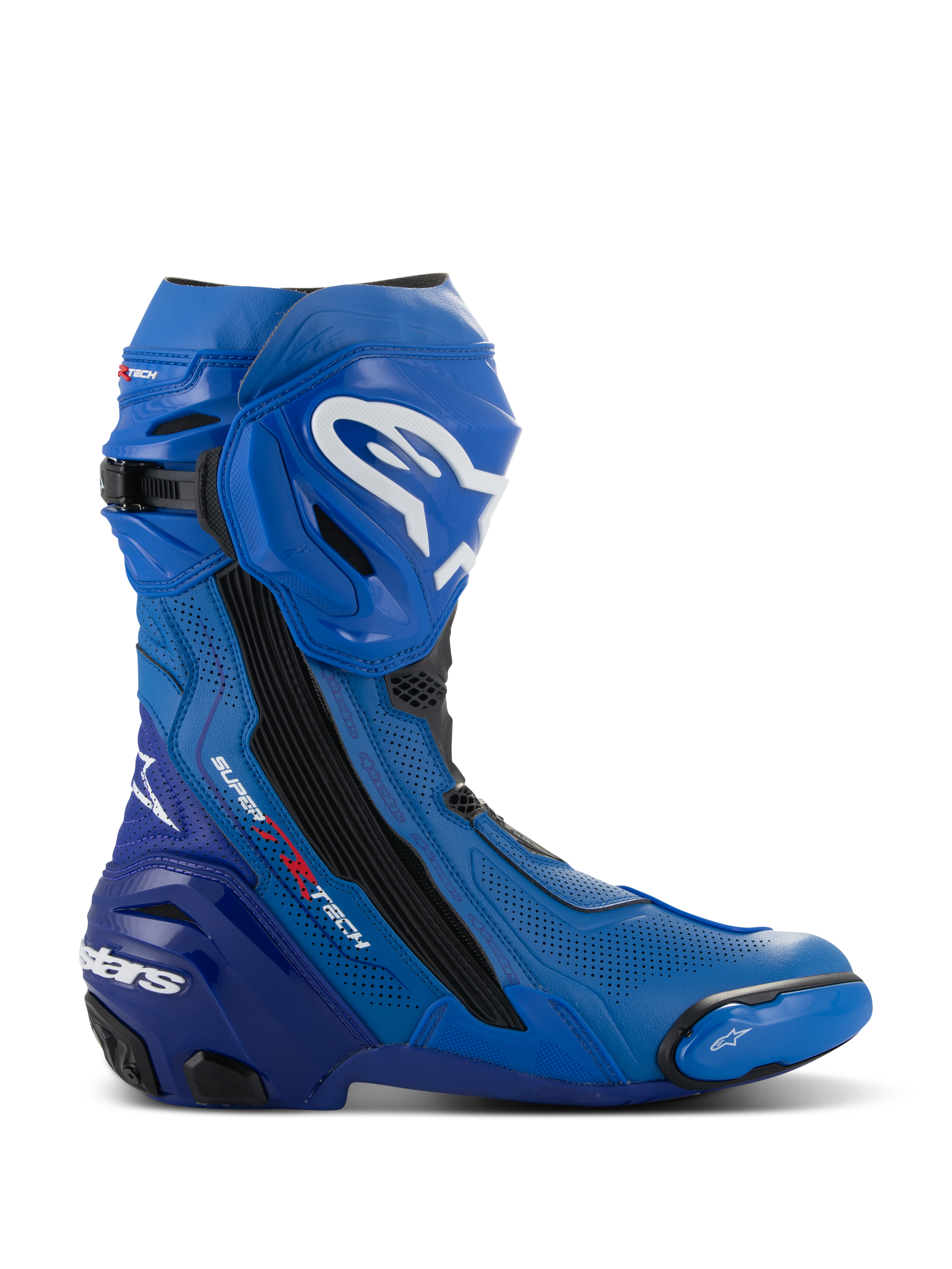 Bottes Alpinestars Supertech R Vented, bottes de course moto bleues et noires, vue de profil avec logos blancs, zones de ventilation perforées étendues, talon renforcé et slider d'orteil remplaçable.