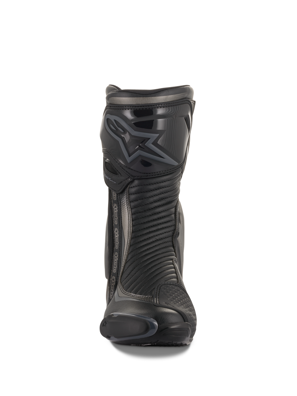 Bottes Alpinestars SMX Plus V2, bottes de moto racing et sport, noir et gris foncé, vue de face présentant un protège-tibia profilé en TPU avec logo Alpinestars, des panneaux flexibles en accordéon pour la liberté de mouvement et un profil aérodynamique élégant pour le pilotage de performance.