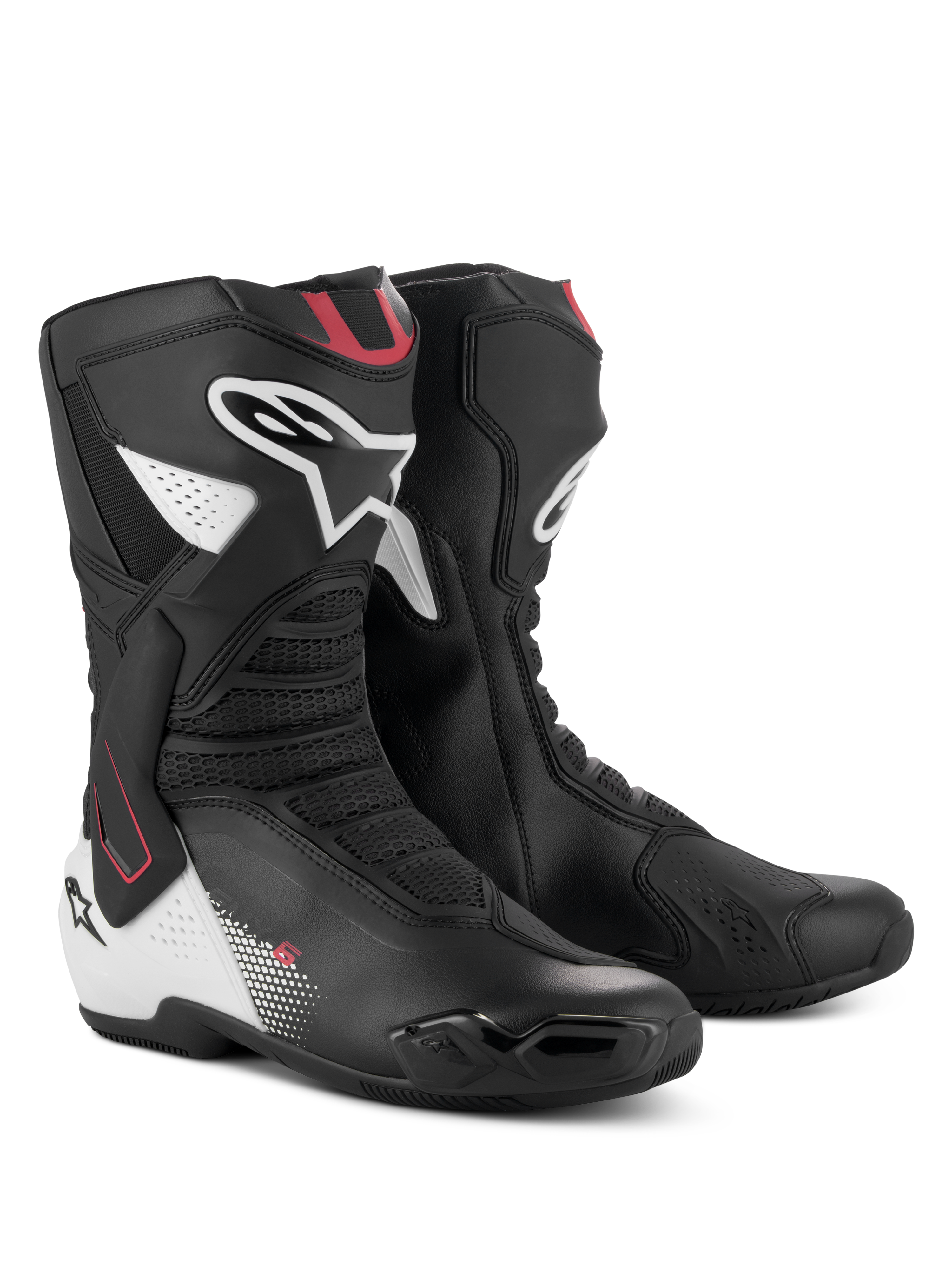 Bottes Alpinestars SMX-6 V3, bottes de moto haute performance, graphisme noir, blanc et rouge, dotées d'une tige en microfibre avancée, d'un système de protection de cheville en TPU, de zones de flexion en mesh et du logo Alpinestars sur le mollet et le talon.