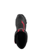 Vue de dessus des bottes Alpinestars SMX-6 V3 en Noir Argent Rouge, montrant l'ouverture, la construction en microfibre avec des accents rouges et la zone de sélecteur en TPU intégrée.