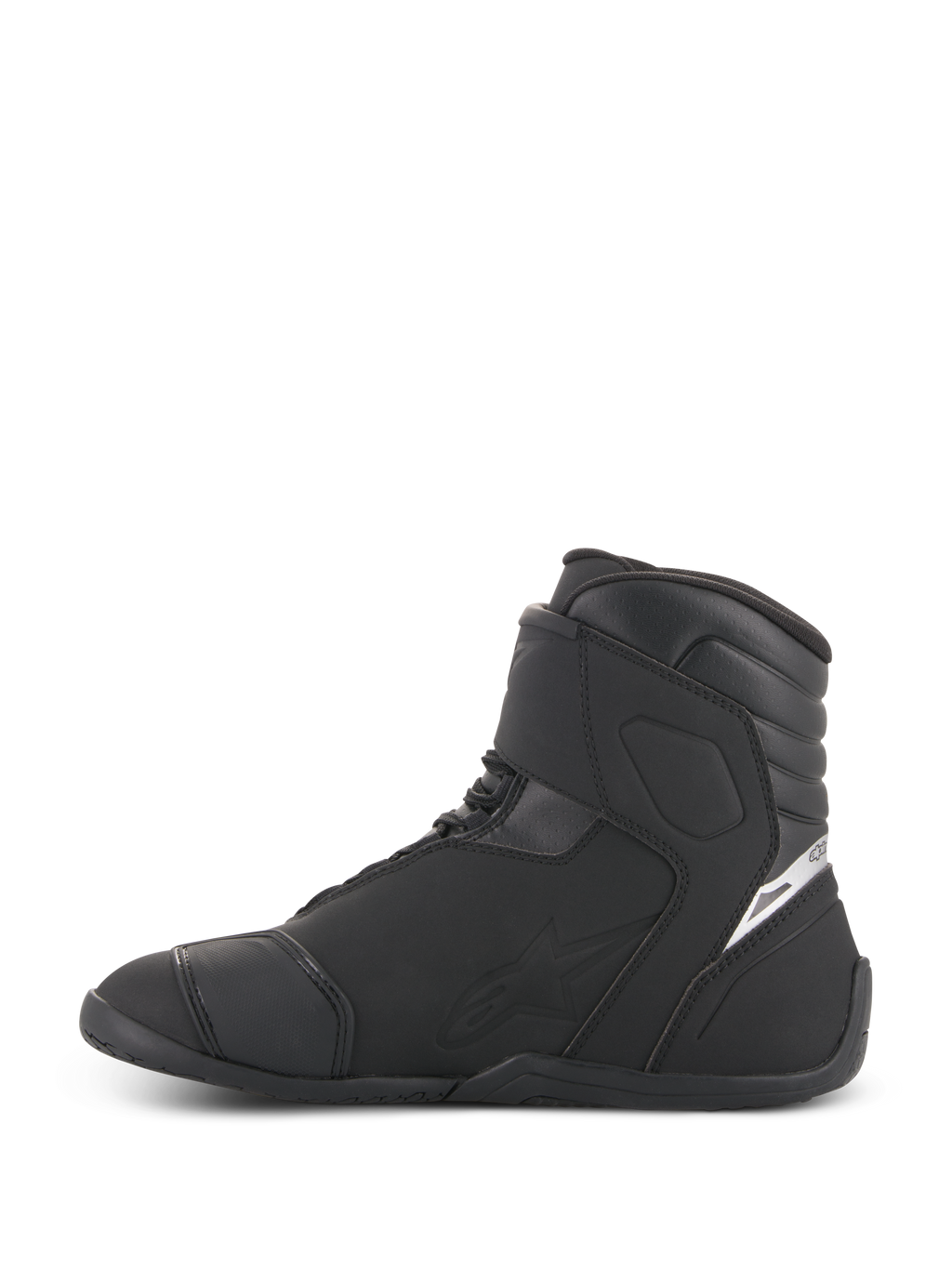 Chaussures imperméables Alpinestars Fastback 2 Drystar®, chaussures de moto, noir et blanc, vue de profil, construction en cuir noir et microfibre avec tige haute, détail du logo blanc sur le talon, chaussures imperméables élégantes pour la conduite sur route