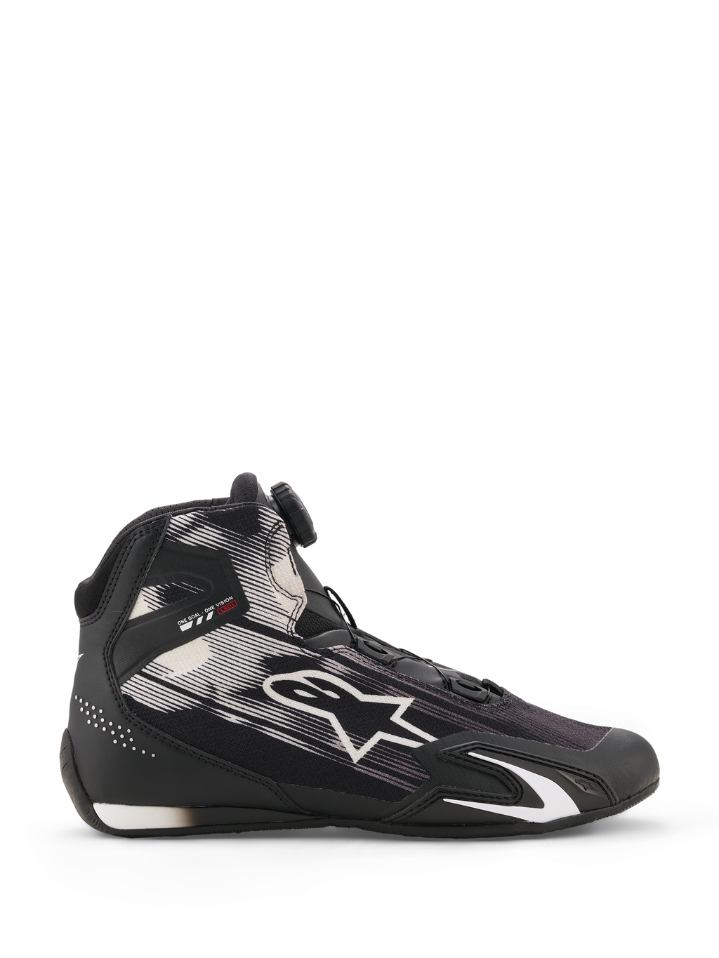 Chaussures Alpinestars Celer Superair, chaussures de moto, noir et blanc, vue de profil avec motifs graphiques blancs et grand logo Astar, système de fermeture Rotor sur la languette, protection de la cheville en TPU avec slogan « ONE GOAL ONE VISION », tige en textile respirant pour temps chaud