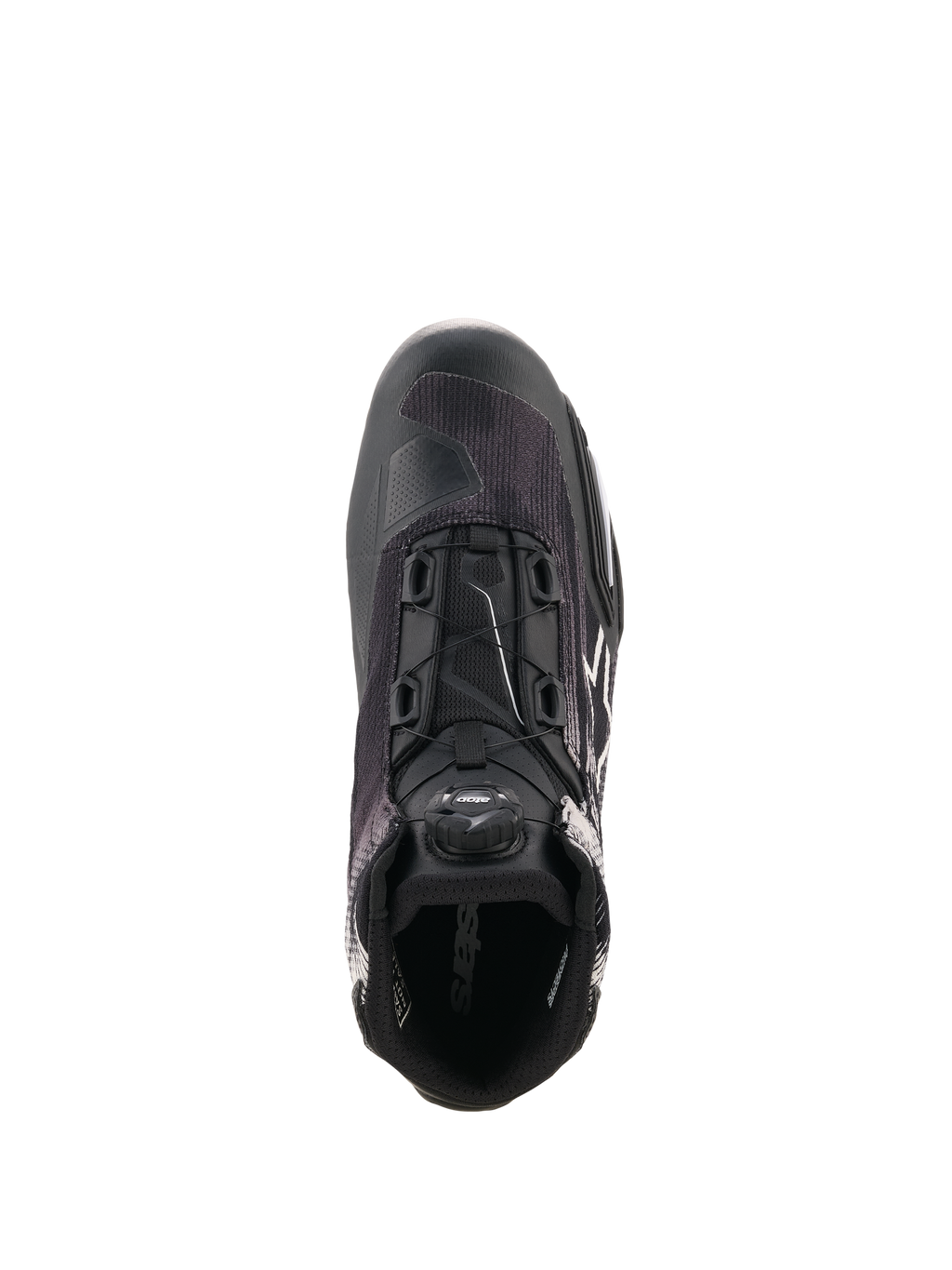Chaussures Alpinestars Celer Superair, chaussures de moto noires et blanches vues de dessus, dotées du système de fermeture Rotor intégré, d'une tige en textile respirant et d'un design d'inspiration sportive pour des performances par temps chaud.