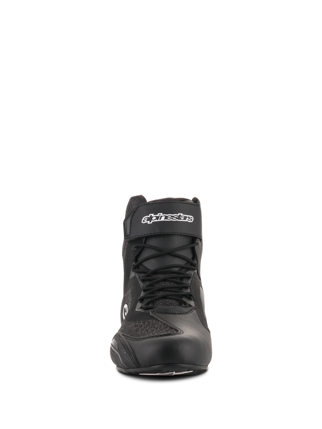 Alpinestars Faster-3 Rideknit® Shoes, chaussures de moto, noir, vue de face, avec sangle de cheville à scratch et logo blanc, lacets et panneaux en maille tricotée respirante, chaussures de route au design épuré