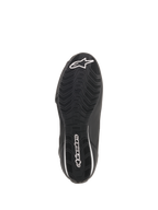 Chaussures Alpinestars Faster-3 Rideknit®, noir, vue de dessous de la semelle avec motif texturé ondulé, logo et lettrage Alpinestars blancs, chaussure de moto haute performance