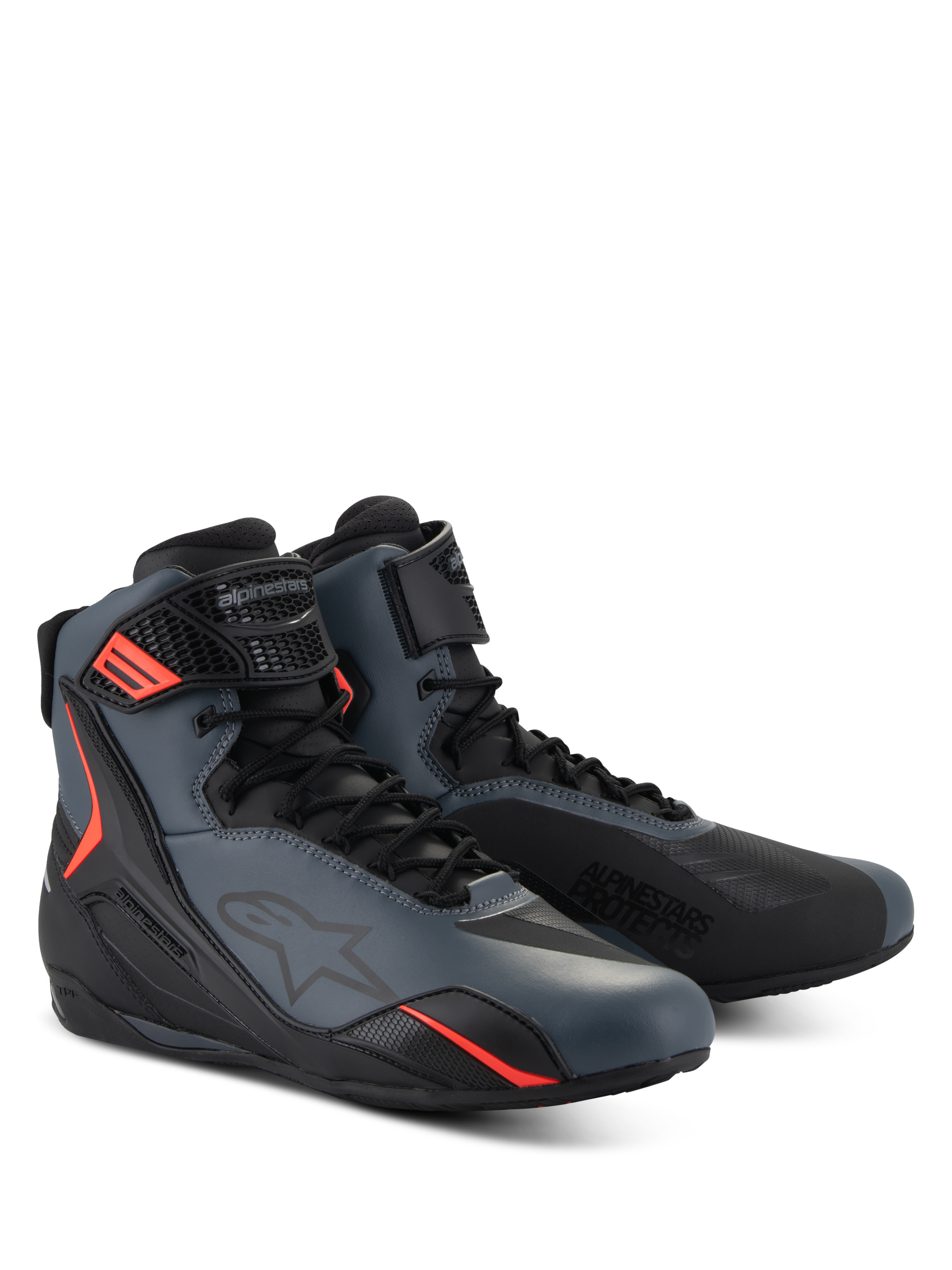 Chaussures Alpinestars Faster-4, chaussures de moto, Noir, Gris et Rouge Fluo, tige en microfibre sans couture avec panneaux de protection en TPU, fermeture à lacets avec sangle à crochet et boucle, profil aérodynamique sportif pour la conduite sur route
