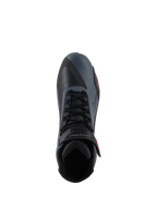 Chaussures Alpinestars Faster-4, chaussures de moto, noir, gris et rouge fluo, vue de dessus mettant en évidence la fermeture à lacets et la sangle de cheville, tige en microfibre technique avec panneaux sans couture, design sportif pour la conduite sur route haute performance