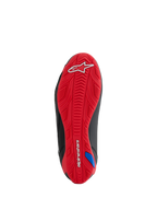 Chaussures Alpinestars Honda Faster-4, vue de la semelle, semelle extérieure en caoutchouc texturé rouge vif, avec logo Alpinestars blanc sur le talon et nom de la marque sur la voûte plantaire, motif d'adhérence intégré pour la conduite de moto, accents latéraux noirs