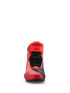 Chaussures Alpinestars MM93 Faster-4, chaussures de moto, rouge fluo et rouge vif avec des accents noirs, vue de face présentant des lacets noirs, une sangle réglable en TPR rouge avec le logo Alpinestars et une construction en microfibre légère.