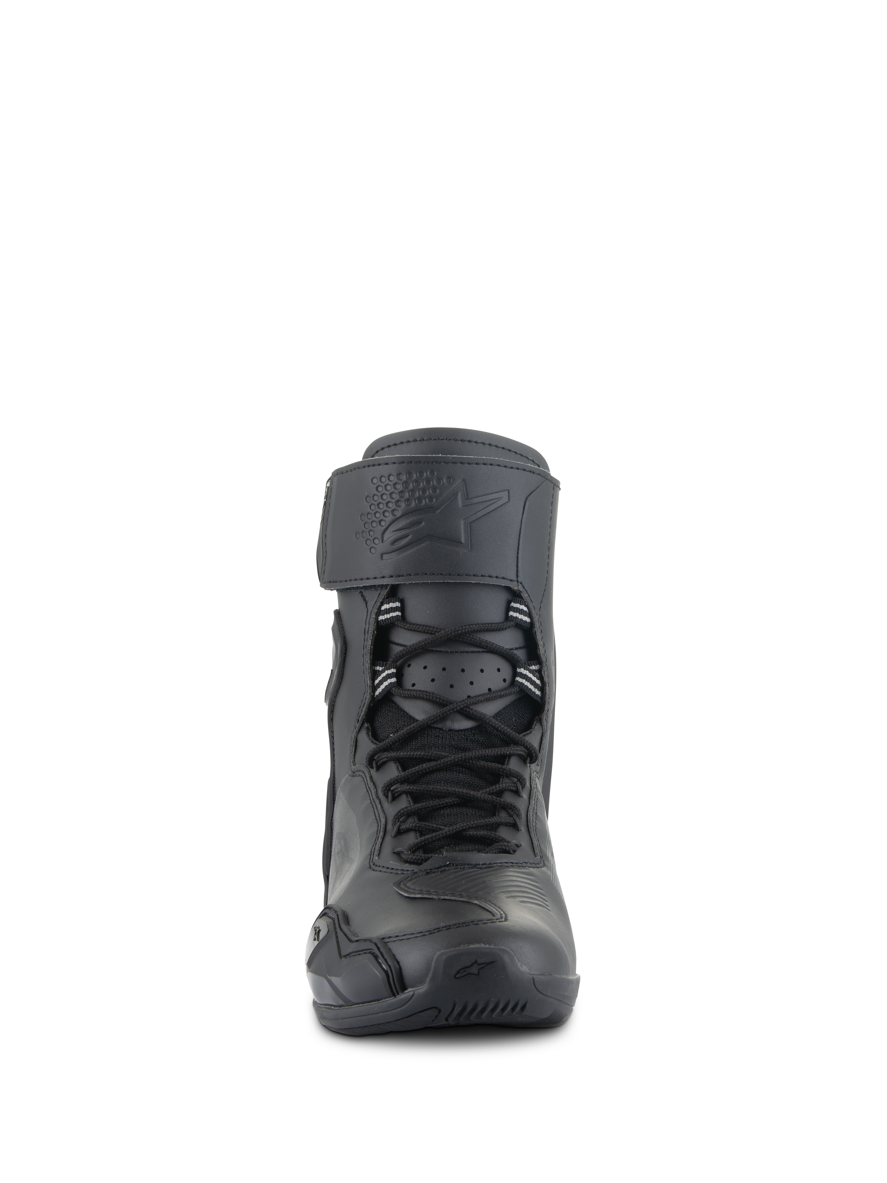 Alpinestars Superfaster Riding Shoes, Noir, vue de face de chaussures de moto montantes avec système de laçage rapide, large sangle supérieure avec logo embossé et design protecteur profilé