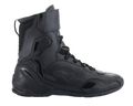 Chaussures Alpinestars Superfaster, chaussures de moto, noir, profil montant haut avec système de laçage rapide et sangle de cheville, dotées de panneaux en microfibre et Rideknit, contrefort de talon en TPU renforcé et protection des orteils, design athlétique élégant pour la route