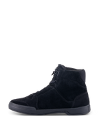 Chaussures Chrome Alpinestars, chaussures de moto urbaines, noir, vue de profil présentant la tige en daim fendu et la semelle cuvette plate en caoutchouc, silhouette montante au style streetwear décontracté.