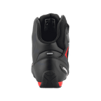 Chaussures Alpinestars FQ20 Faster-3 Rideknit®, noir et rouge vif, vue arrière mettant en évidence le contrefort de talon profilé, la bande réfléchissante et le col de cheville rembourré, chaussures techniques de moto