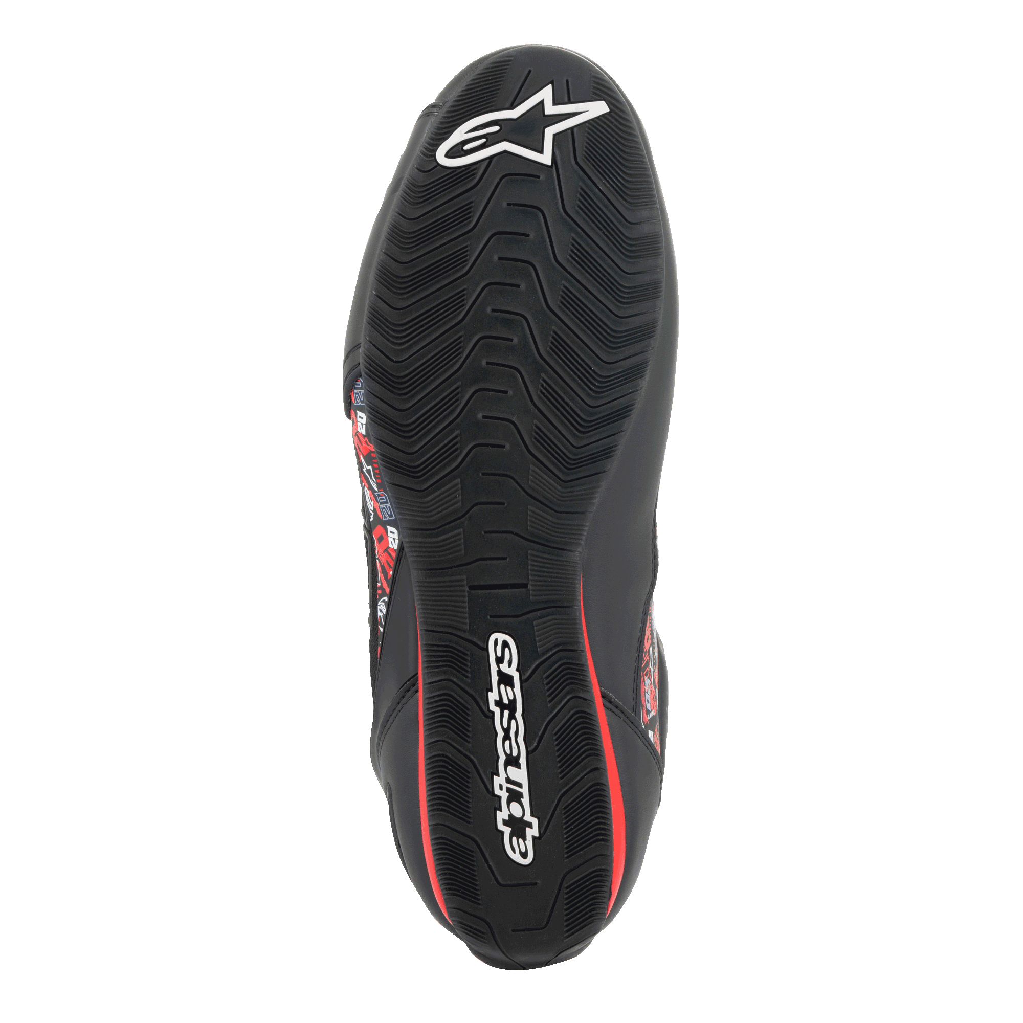 Chaussures Alpinestars FQ20 Faster-3 Rideknit®, vue de dessous de la semelle en caoutchouc texturée, noire avec logos Alpinestars blancs et accents rouges, conçue pour l'adhérence et la stabilité sur les commandes de moto