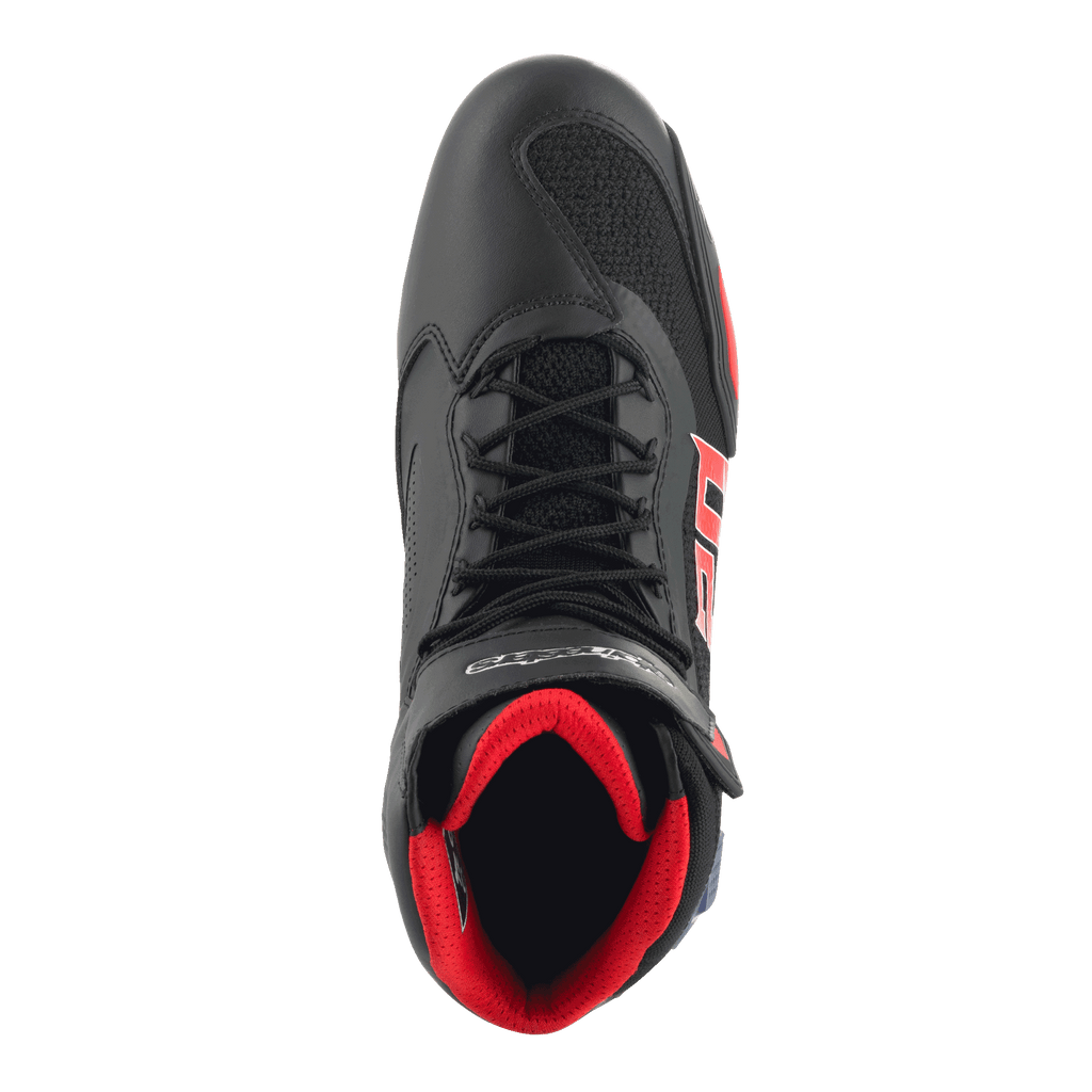 Chaussures Alpinestars FQ20 Faster-3 Rideknit®, chaussures de moto, noir avec accents rouge vif et bleu, vue de dessus avec maille Rideknit® respirante, design à lacets et intérieur rouge rembourré