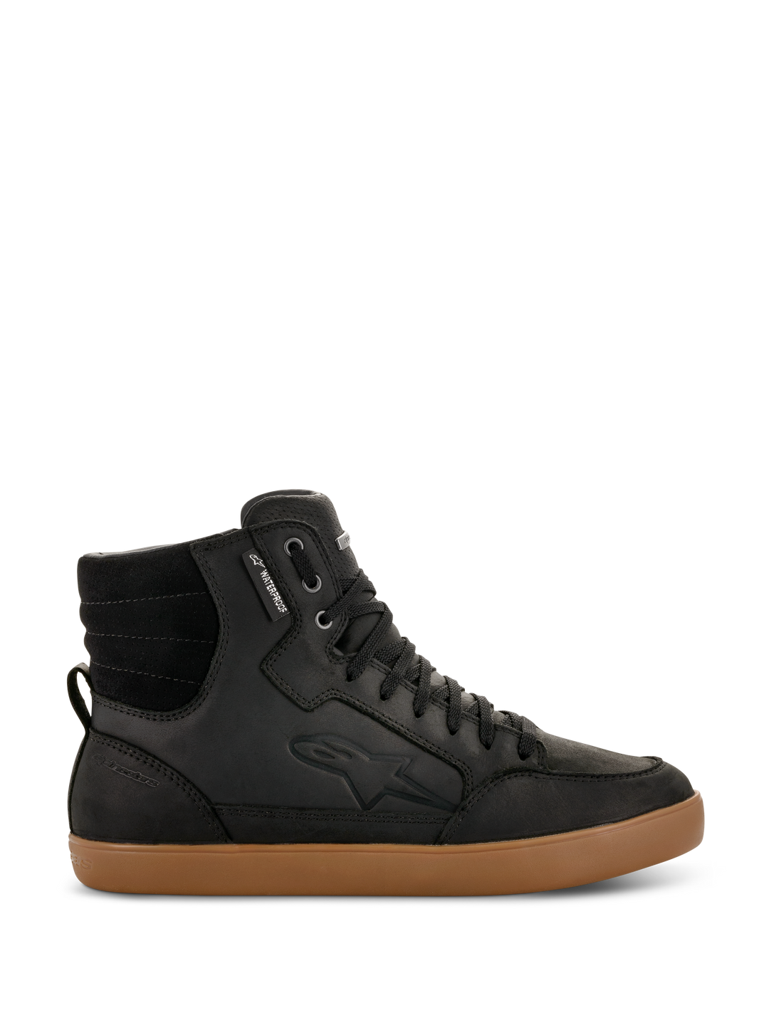 Alpinestars J-6 Waterproof Shoe, basket de moto montante noire avec semelle gomme marron, chaussure de conduite urbaine imperméable, col de cheville rembourré, lacets noirs, logo embossé discret, construction en cuir