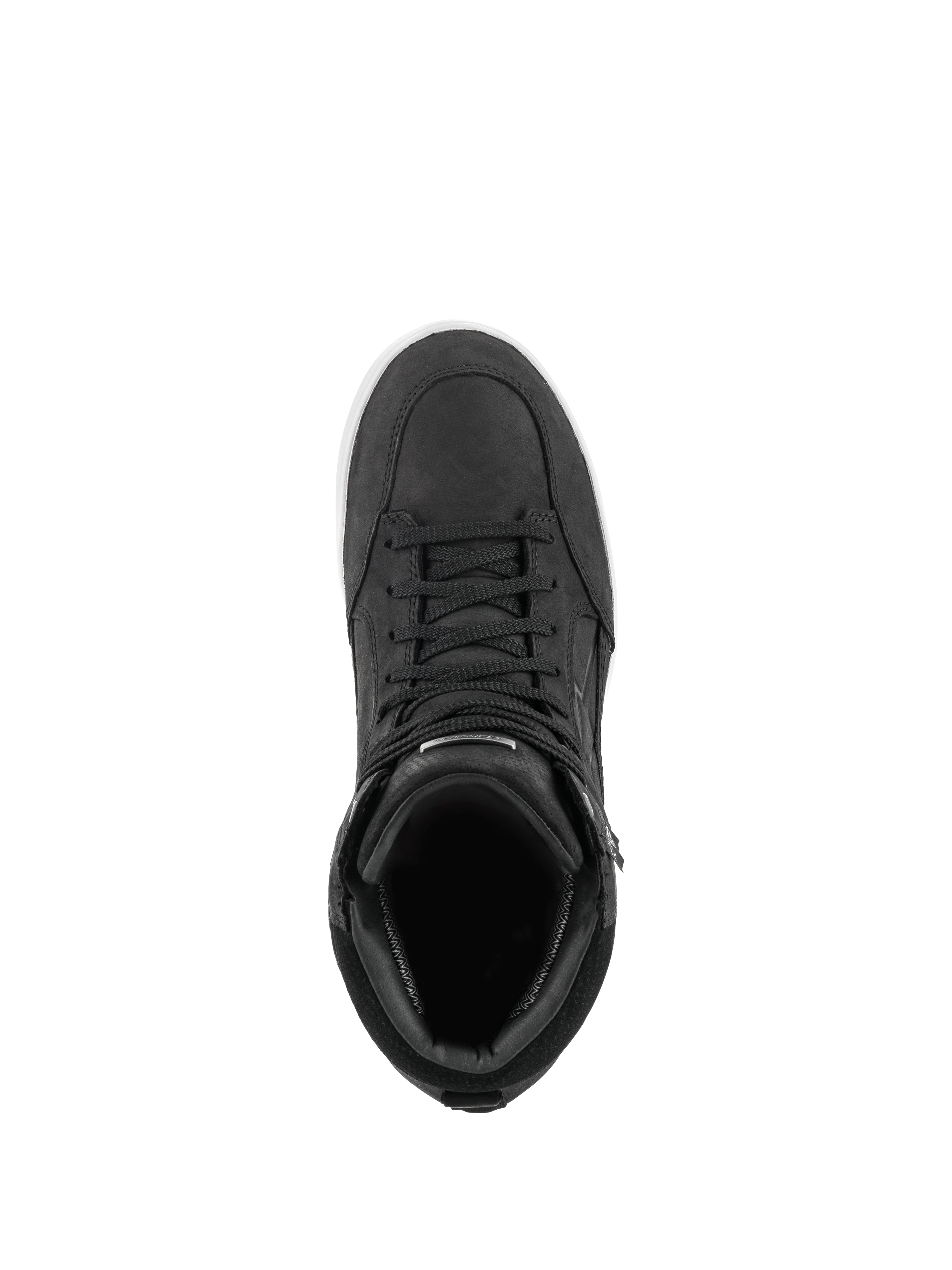 Chaussure Alpinestars J-6 Waterproof, noir et blanc, vue de dessus d'une botte de moto au style baskets, construction en cuir noir de haute qualité avec lacets assortis et détails de semelle blancs, chaussure de conduite urbaine