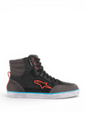 Alpinestars J-6 Waterproof Canvas, chaussures de moto pour homme, noires et grises, imperméables, détails bleus et orange.
