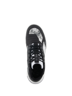 Chaussures Alpinestars Speedflight, noir gris blanc, vue de dessus montrant la tige en ripstop marbré, le système de verrouillage des lacets sur la languette et le patin de changement de vitesse intégré, chaussure de moto au style urbain