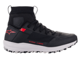 Chaussures Alpinestars Speedforce, chaussures de moto, noir, blanc et rouge, vue de profil, silhouette de chaussure de running montante avec tige en textile MATRYX®, semelle intermédiaire blanche, logo étoile rouge sur le talon et coordonnées numériques rouges sur le côté, équipement de protection urbain