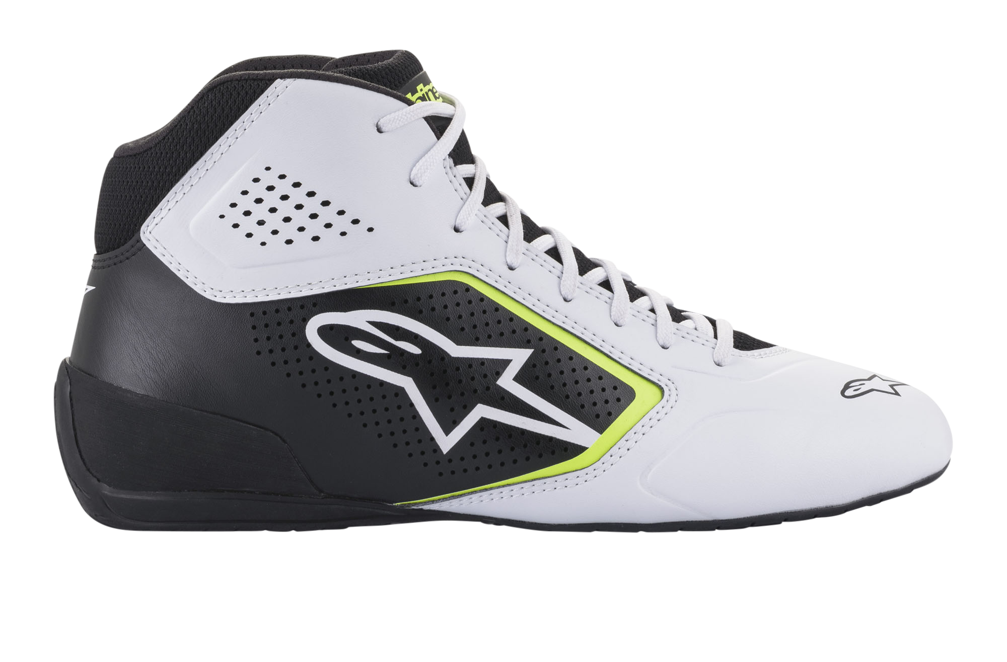 Chaussures Alpinestars Tech-1 K Start V2, chaussures de karting, blanc, noir et jaune fluo, profil latéral présentant des panneaux en microfibre perforée, logo Alpinestars blanc avec bordure jaune fluo, design sport automobile épuré pour le karting