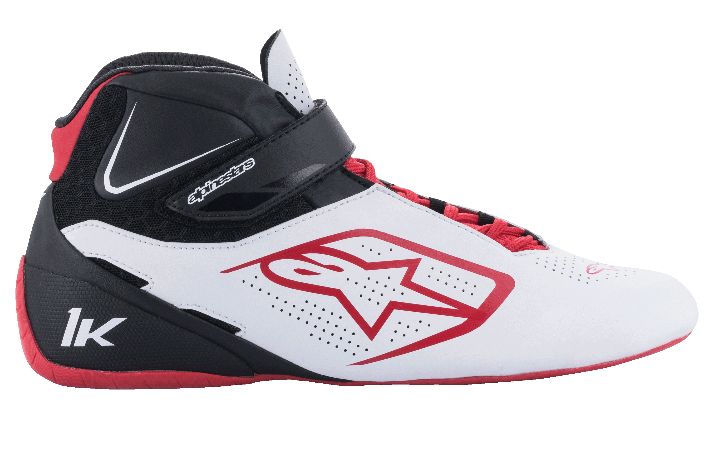 Chaussures Alpinestars Tech-1 K V2, chaussures de karting, blanc, noir et rouge, vue de profil présentant des panneaux blancs perforés, un logo d'étoile rouge, une sangle de cheville noire et des lacets rouges, équipement de sport automobile spécialisé