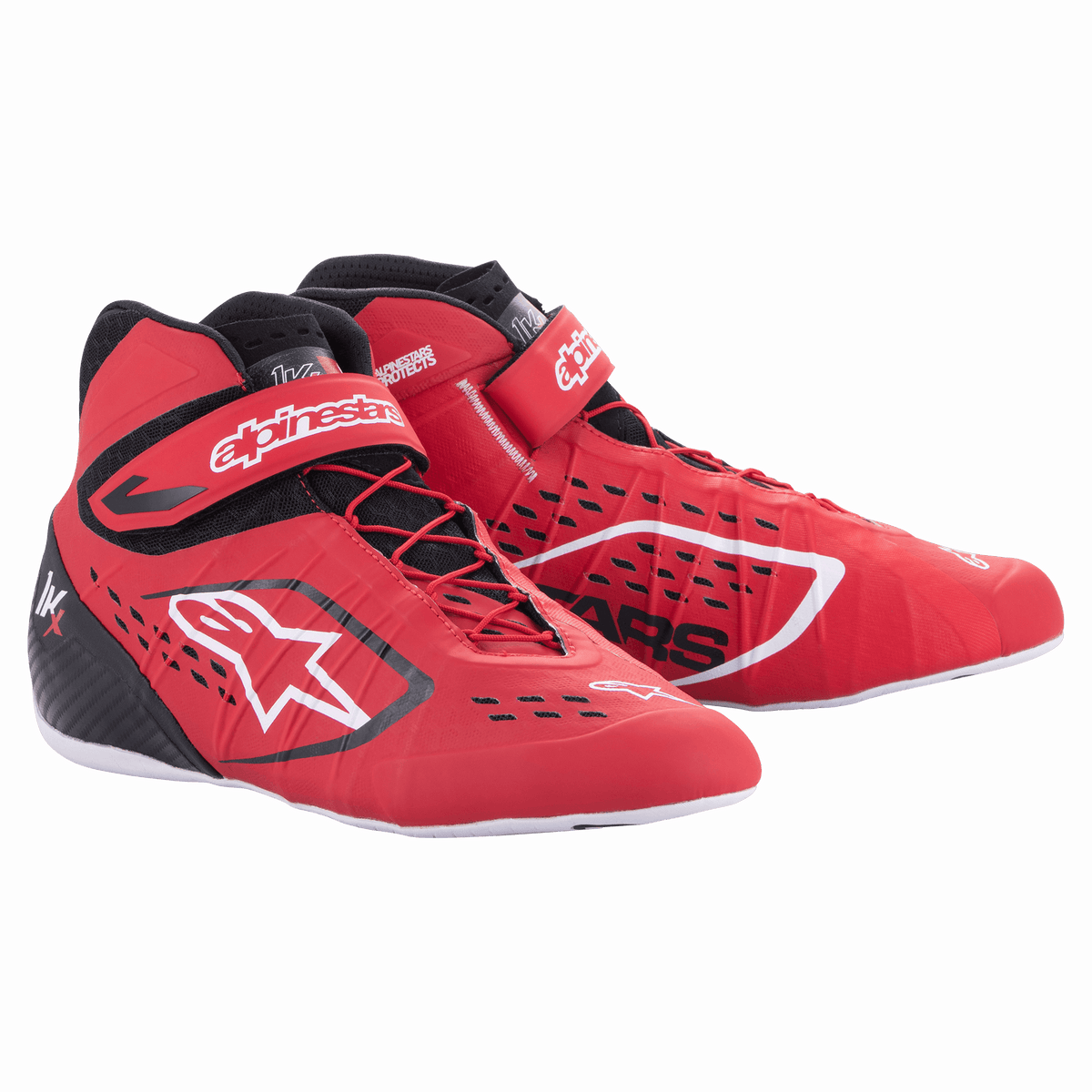 Alpinestars Tech-1 KX V2 Junior, chaussures de karting respirantes rouges et noires avec logos blancs.