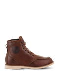 Alpinestars Oscar Monty V2, bottes de moto en cuir marron, semelle compensée blanche, bout mocassin, détail circulaire embossé à la cheville, chaussures de conduite urbaine héritage