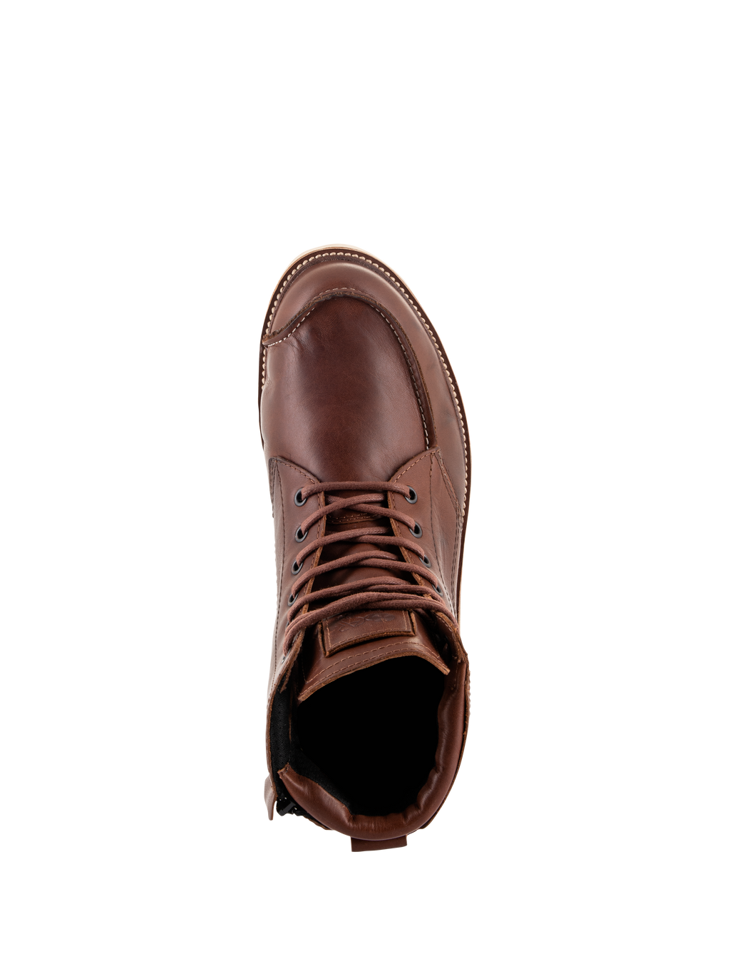 Chaussures Alpinestars Oscar Monty V2, chaussures de moto brunes, vue de dessus montrant la construction en cuir pleine fleur, les coutures bout mocassin et les lacets bruns, chaussures urbaines d'inspiration héritage