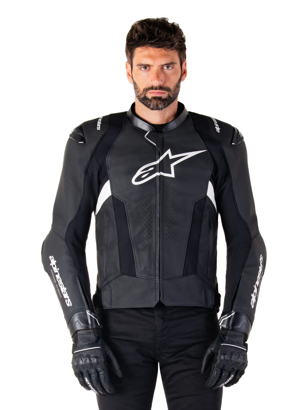 Blouson en cuir Alpinestars Missile V3, noir avec logos blancs, porté par un mannequin avec des gants de moto noirs, veste de course en cuir premium avec panneaux de ventilation perforés et caractéristiques de performance
