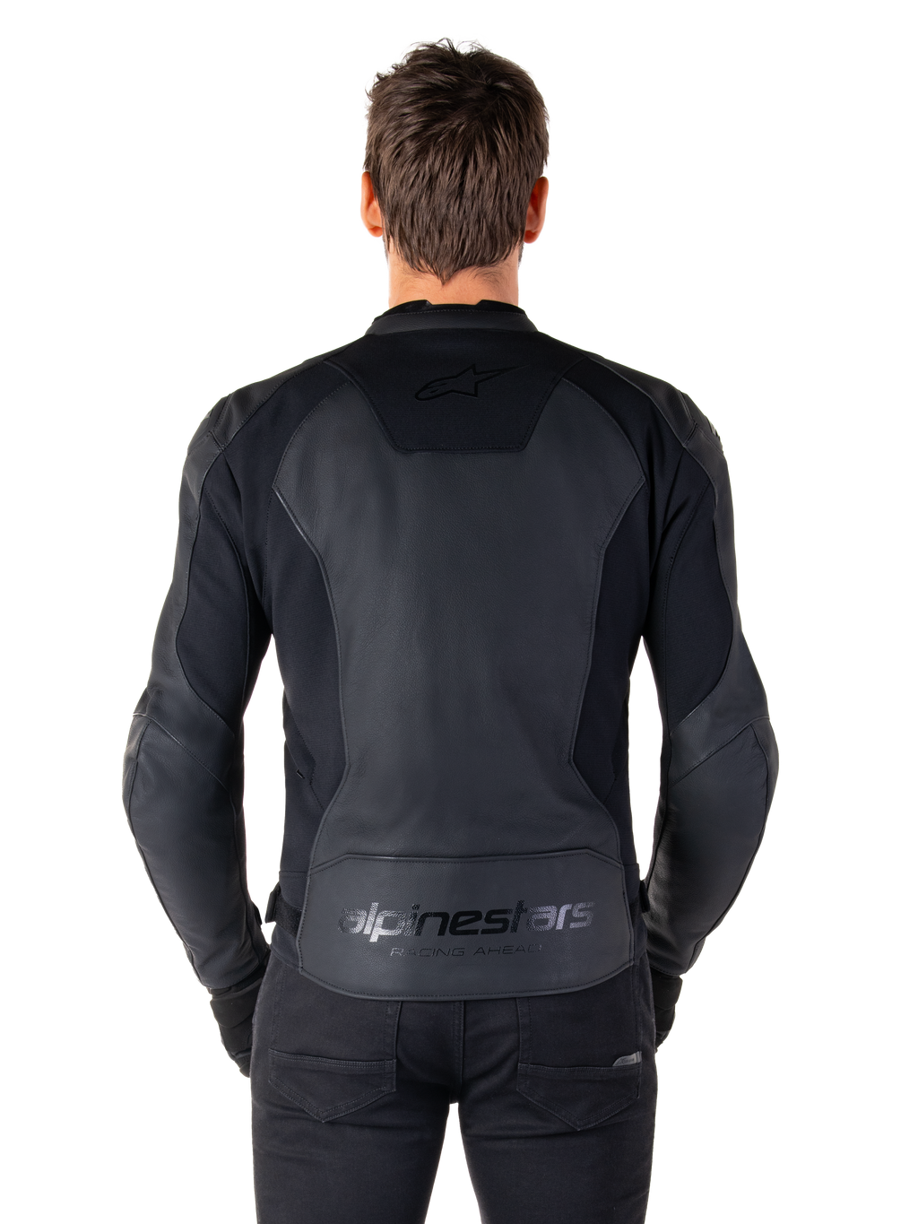 Vue arrière d'un homme portant la veste en cuir Alpinestars Faster V3 en Black Black, dotée de panneaux en cuir haut de gamme et d'empiècements extensibles, marquages discrets « alpinestars » et « RACING AHEAD » dans le bas du dos, coupe sport athlétique pour la moto.