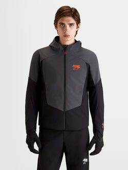 Alpinestars Aeroshell WP Veste, veste de moto softshell pour homme en noir et gris foncé avec capuche et protection certifiée CE