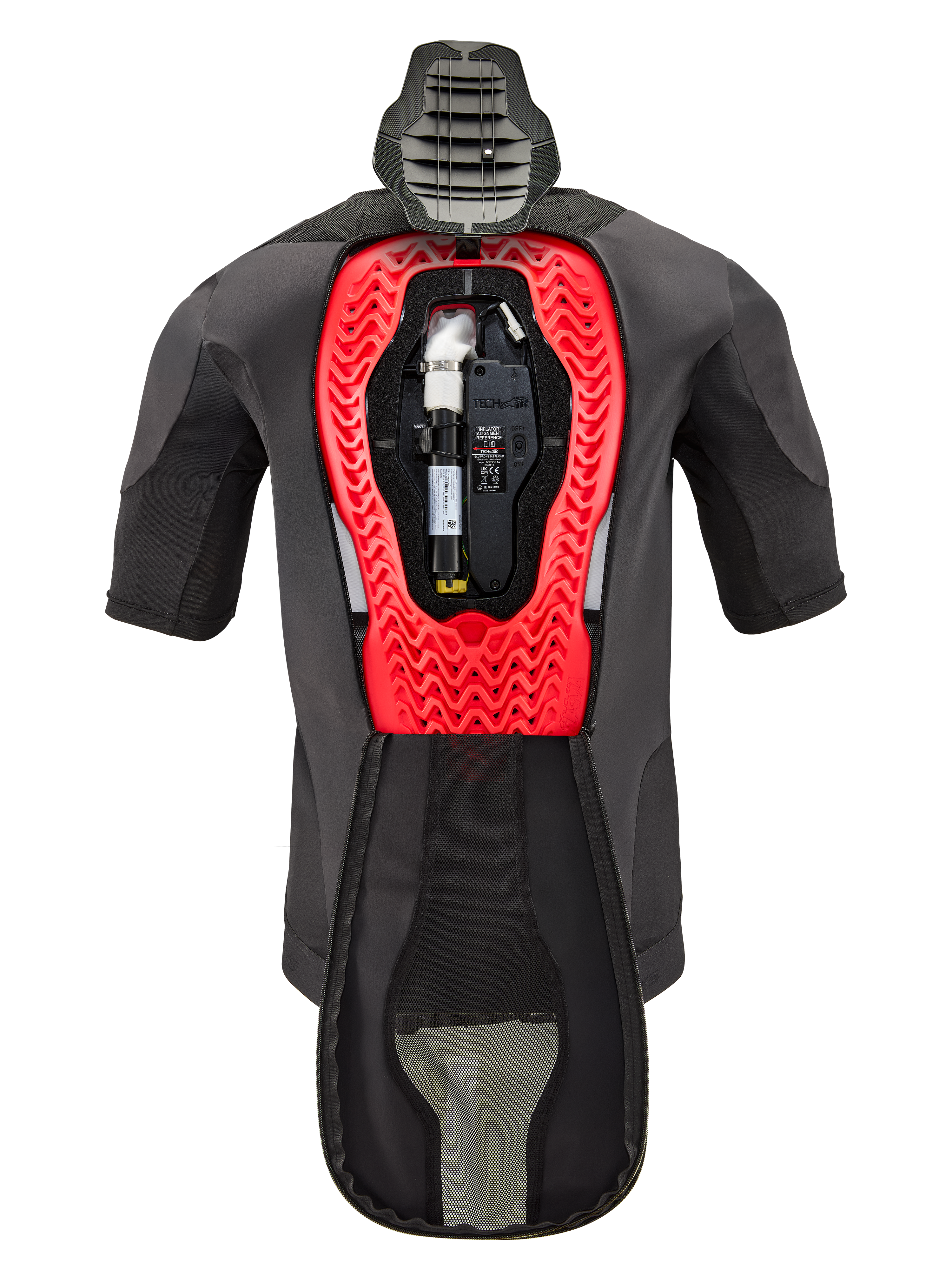 Cartouche de rechange pour airbag Alpinestars Tech-Air® 5 Plasma, présentée à l'intérieur d'un gilet Tech-Air® 5 Plasma, vêtement noir avec une structure interne en nid d'abeille rouge vif, comprenant la bouteille de gaz argon et l'unité électronique, équipement de sécurité technique pour moto.