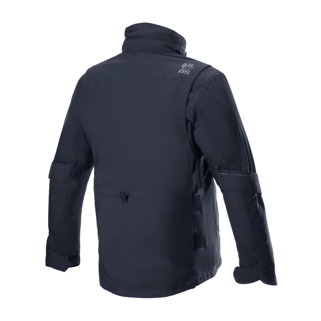 Veste Alpinestars MO.ST.EQ Field Waterproof Primaloft, noire, vue arrière, veste de moto contemporaine d'inspiration streetwear avec construction en textile ripstop, col montant et logo gris discret sur l'épaule.