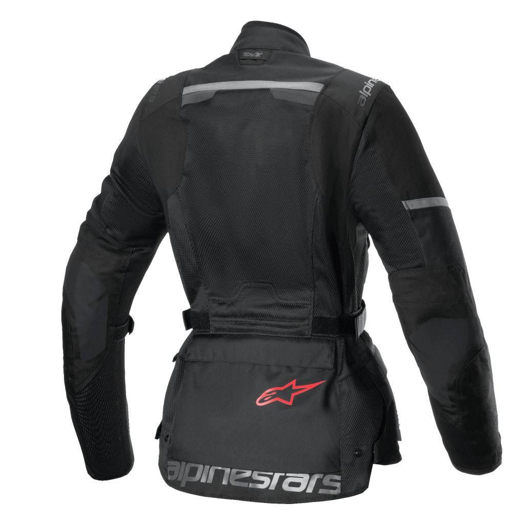 Alpinestars Veste Stella Andes Air Drystar, veste de moto touring pour femme, vue de dos, noire, avec panneaux en maille, renforts ripstop et poche de rangement au bas du dos avec logo rouge