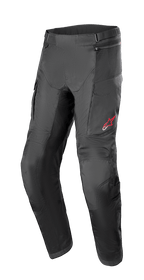 Alpinestars Andes Air Drystar Pant - Longueur Courte, pantalon de moto touring noir, panneaux de ventilation en mesh, protection renforcée aux genoux, poches cargo, petit logo rouge sur la cuisse gauche, sangles de taille ajustables