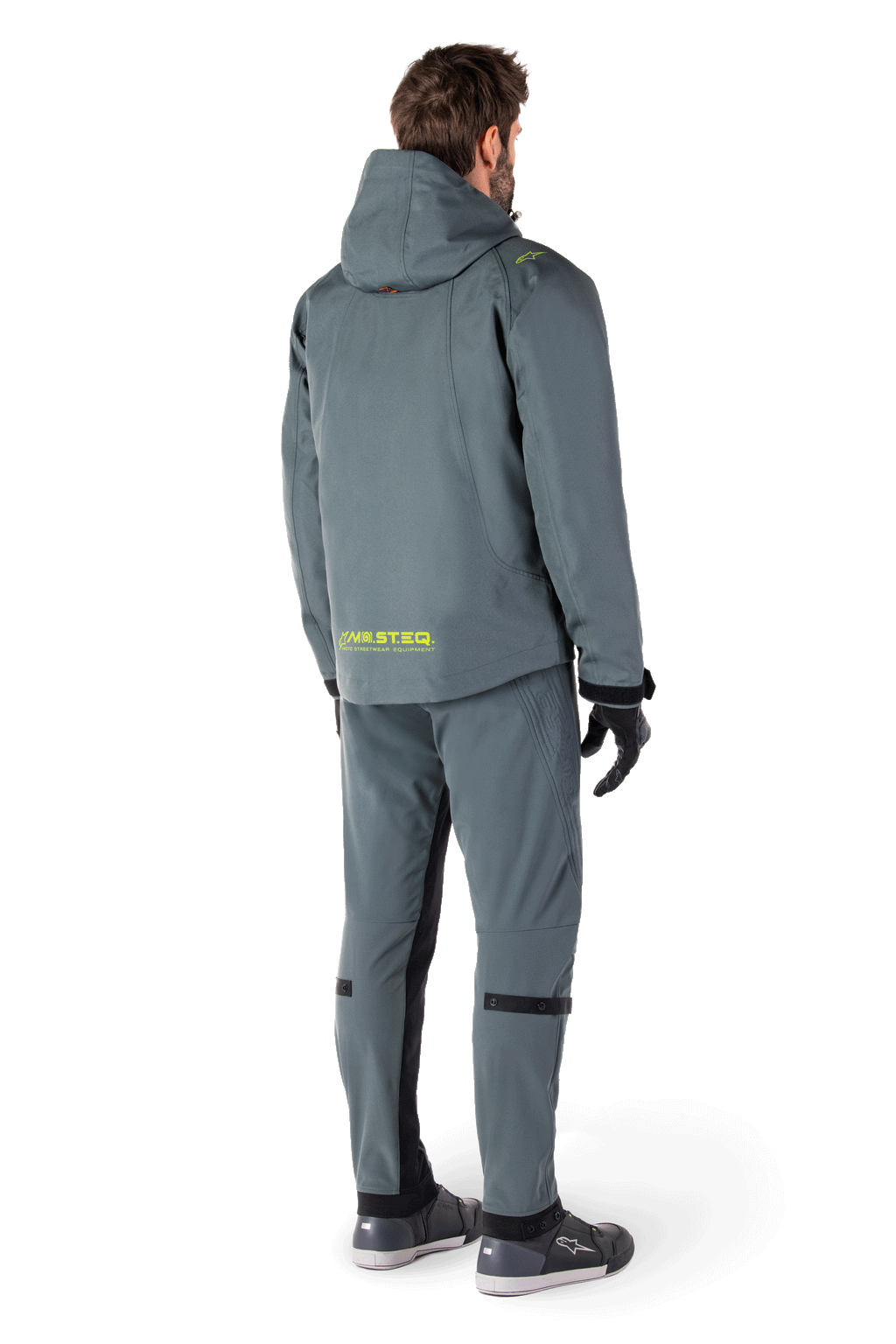 Parka imperméable Alpinestars Morush en Urban Gray, veste de moto coupe longue au design inspiré du streetwear, avec capuche anti-tempête, grandes poches utilitaires 3D à l'avant et logo réfléchissant MO.ST.EQ. au dos.
