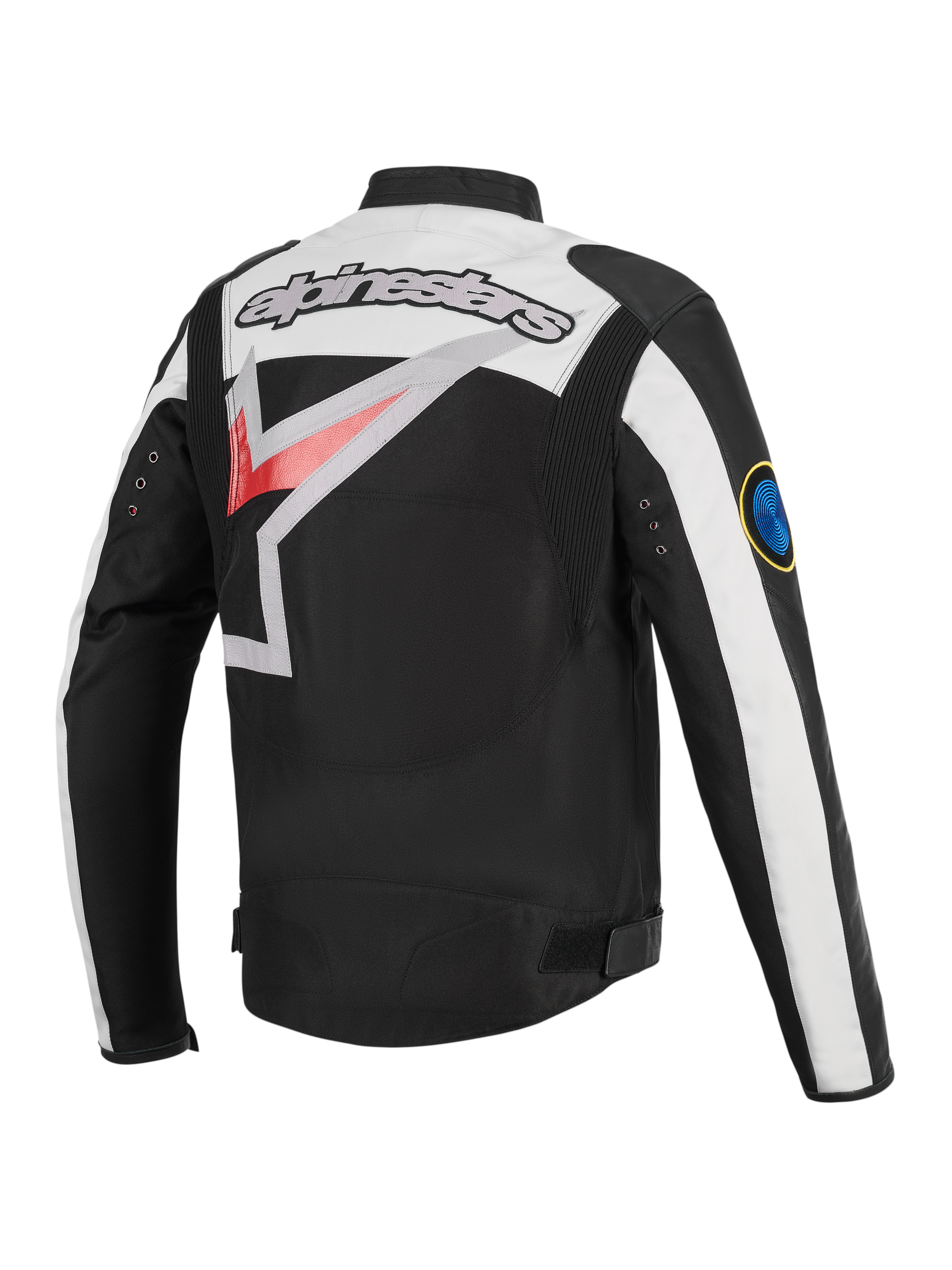 Veste Alpinestars Axton, veste de moto, noir, blanc cassé et rouge vif, vue arrière présentant un grand logo Alpinestars enveloppant, des panneaux stretch accordéon aux épaules et des détails d'œillets métalliques, esthétique de course d'inspiration vintage