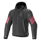 Veste Alpinestars Zaca Air Venom WP, veste de moto en textile, noir et rouge vif, motifs dégradés rouges sur les manches, logo ASTARS vertical sur la poitrine, design à capuche avec construction en mesh pour la ventilation, équipement de conduite sportive