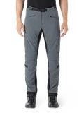 Pantalon Alpinestars Alden, gris urbain avec panneaux noirs, pantalon de moto technique, vue de face avec poches zippées et ceinture magnétique intégrée, design softshell ajusté pour les trajets urbains