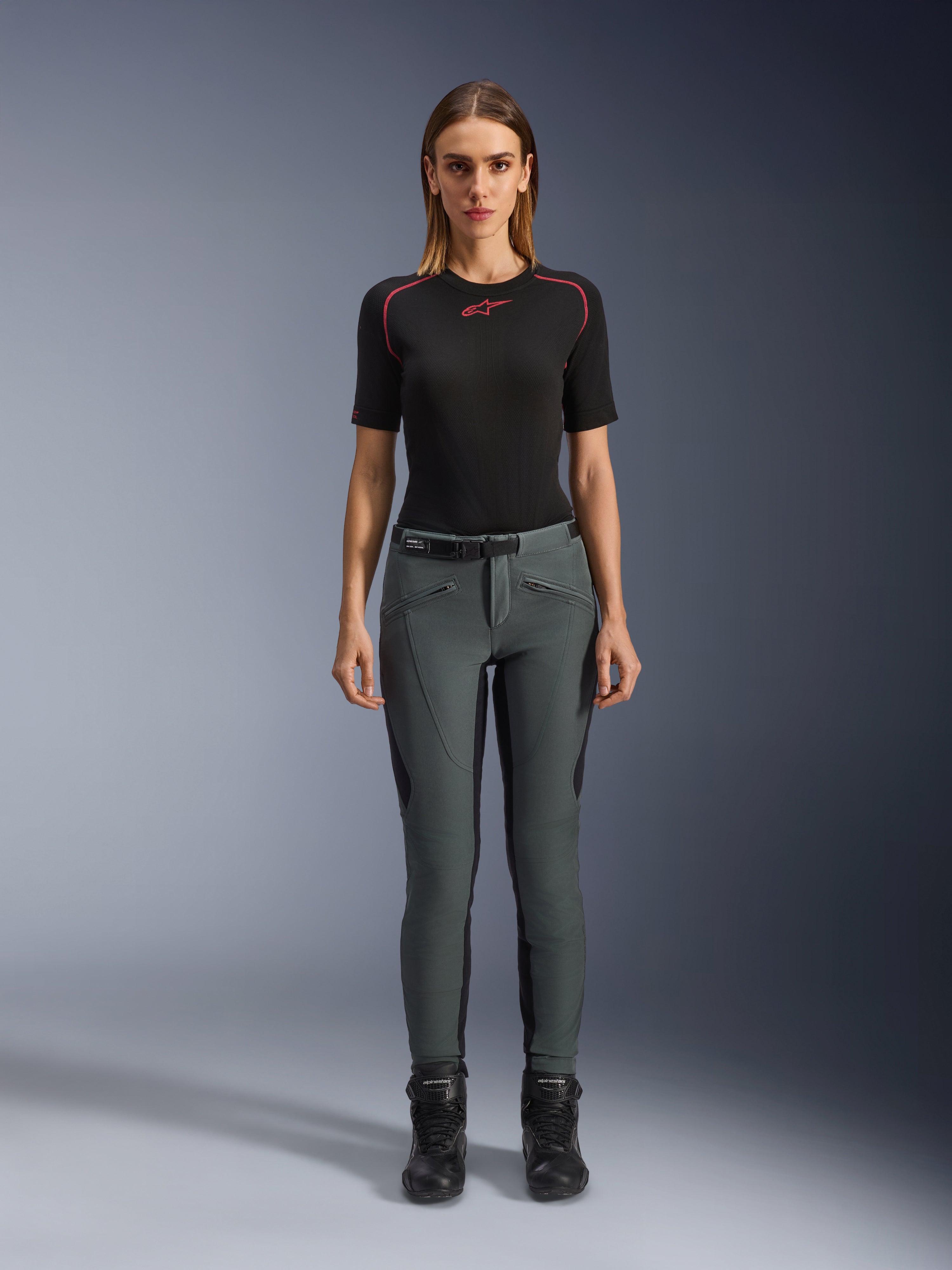 Alpinestars Alamosa, pantalon de moto pour femme, gris urbain, protections certifiées CE, coupe ajustée, softshell extensible