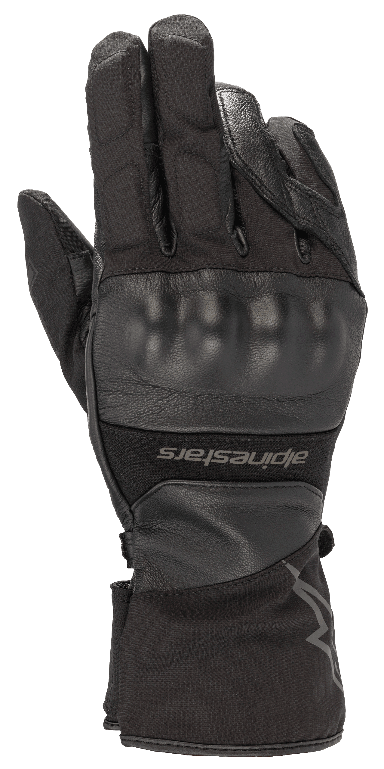 Alpinestars Range 2 In One GORE-TEX Glove avec technologie Goregrip, gant de moto noir, vue du dos de la main avec protection des articulations moulée, construction en cuir et textile, manchette longue avec marquage Alpinestars, équipement de touring aventure imperméable