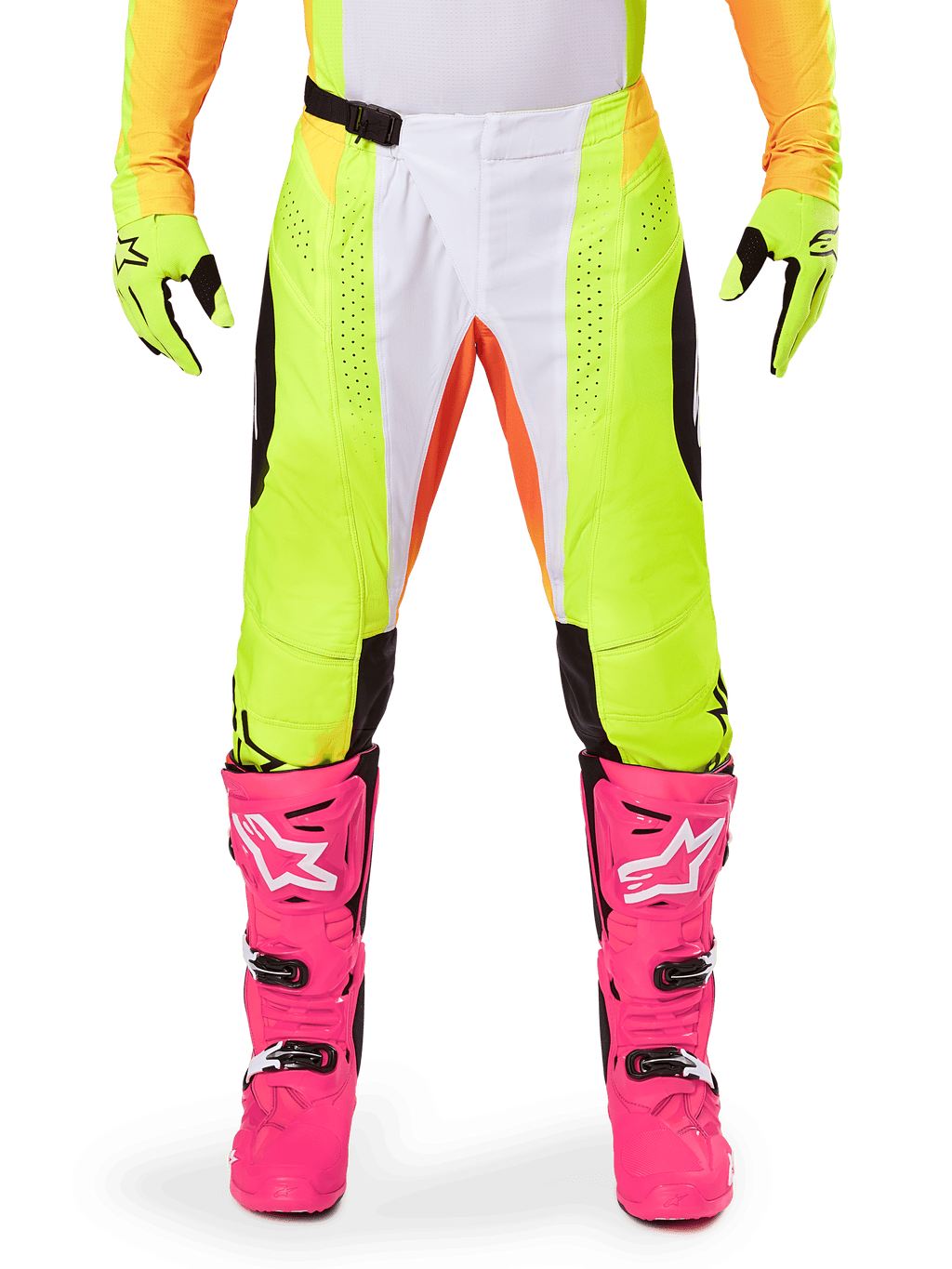 Alpinestars Pantalon Techstar Melt 2025, pantalon de motocross, jaune fluo et blanc avec accents orange, porté avec des gants jaunes assortis et des bottes de motocross rose vif, doté de panneaux de ventilation perforés et d'une boucle de taille magnétique, équipement de course haute performance