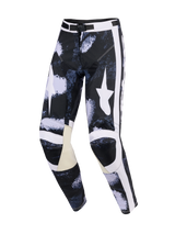 Pantalon Alpinestars Racer Lahnd 2026, pantalon de motocross, gris Iron Camo et noir, avec de grands logos d'étoiles blancs sur les cuisses, des bandes latérales blanches, des panneaux intérieurs aux genoux en cuir beige et une coupe de performance pré-courbée