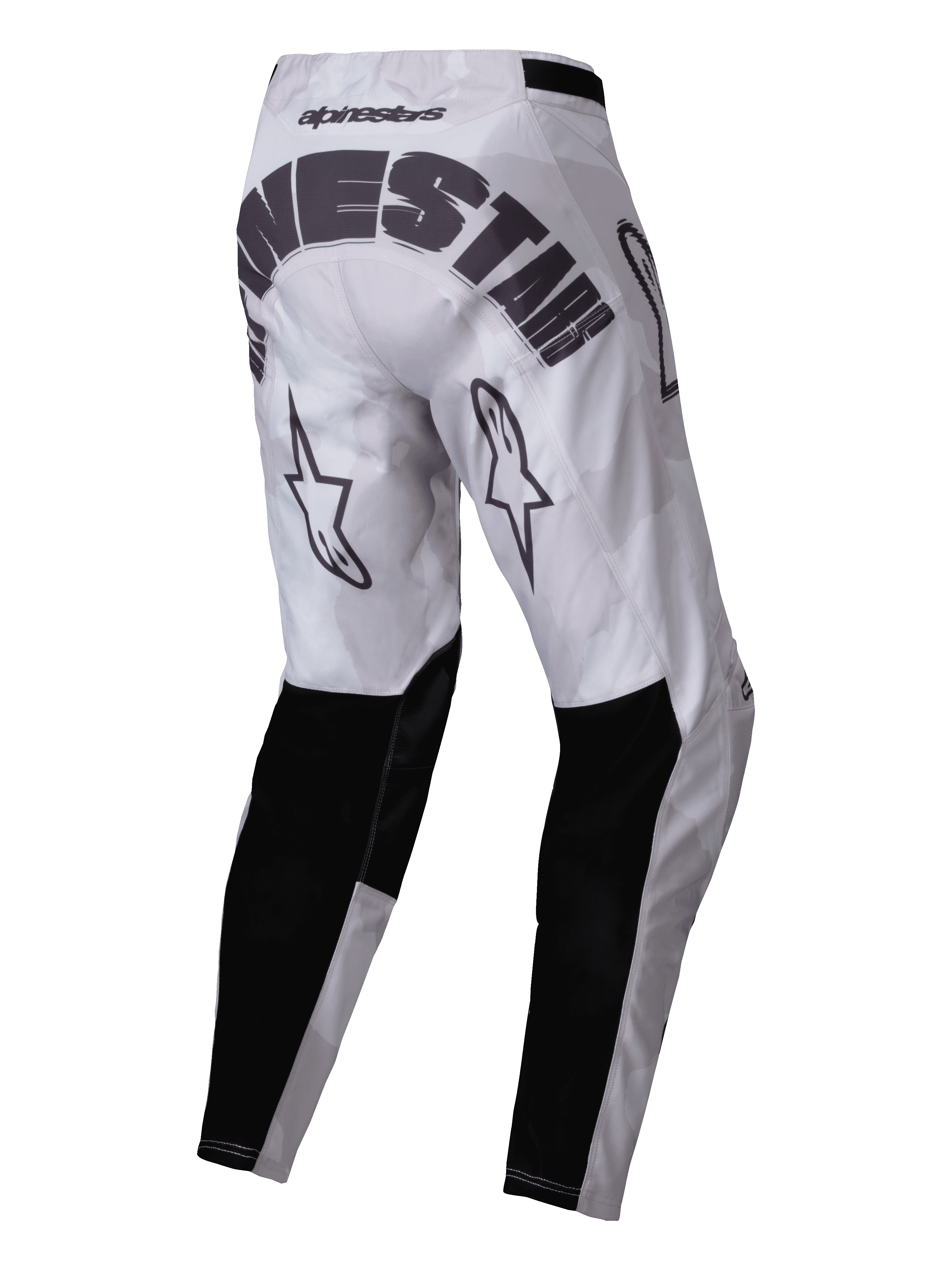 Alpinestars 2025 Racer Hollow Pants, pantalon de motocross, Brun camouflage clair, vue arrière avec marquage Alpinestars noir sur l'assise, logos étoiles à l'arrière des cuisses et empiècements renforcés noirs sur le bas des jambes, design sportif tout-terrain avec motifs camouflage gris clair