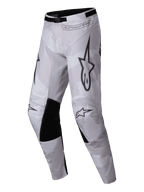 Alpinestars 2025 Racer Hollow Pants, pantalon de motocross, Light Camo Brown, avec un motif camouflage clair, des empiècements noirs à l'intérieur des genoux, un logo Alpinestars imposant et une boucle de réglage à la taille pour la course tout-terrain